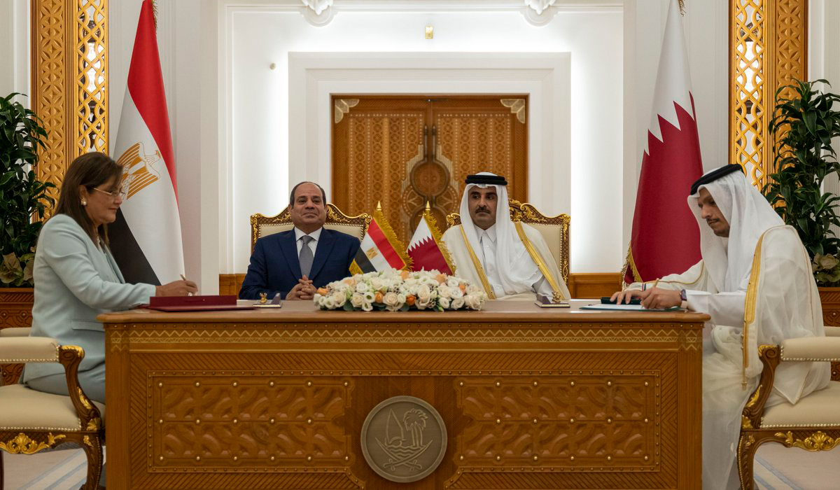 HH the Amir, Egyptian President Witness Signing of Several Memoranda of Understanding